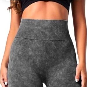 Victoria’s Secret PINK Gray Athletic Leggings Ribbed Butt Lift Sculpting Size M